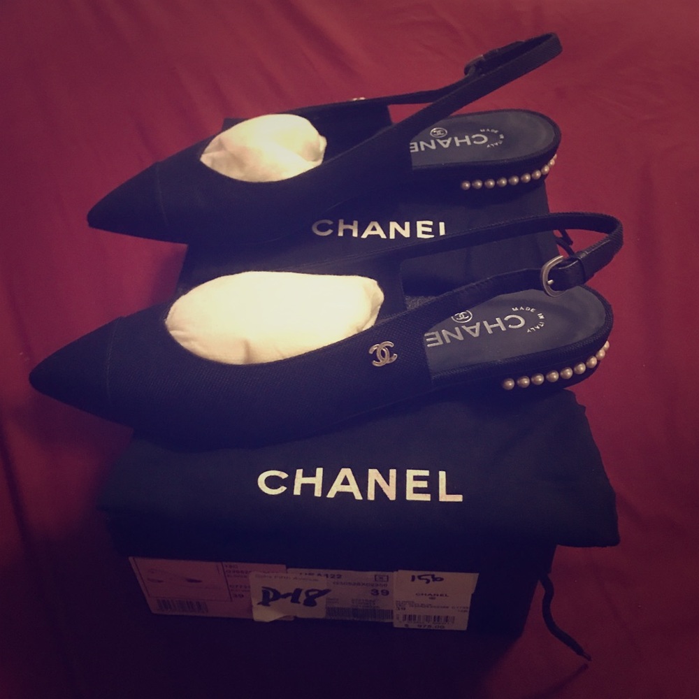 💥Authentic Chanel Slings💥